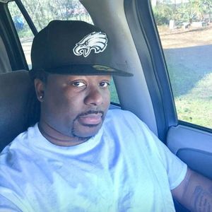 Meet your Posher, Derrick